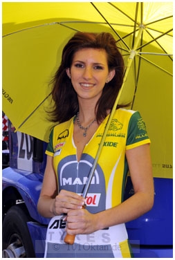 Umbrella Girl