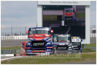 Spitzengruppe bei den Race-Trucks